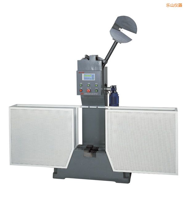 樂山金屬擺錘式?jīng)_擊試驗機