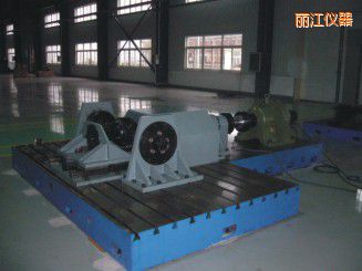 麗江微機(jī)控制驅(qū)動橋總成扭轉(zhuǎn)試驗機(jī)